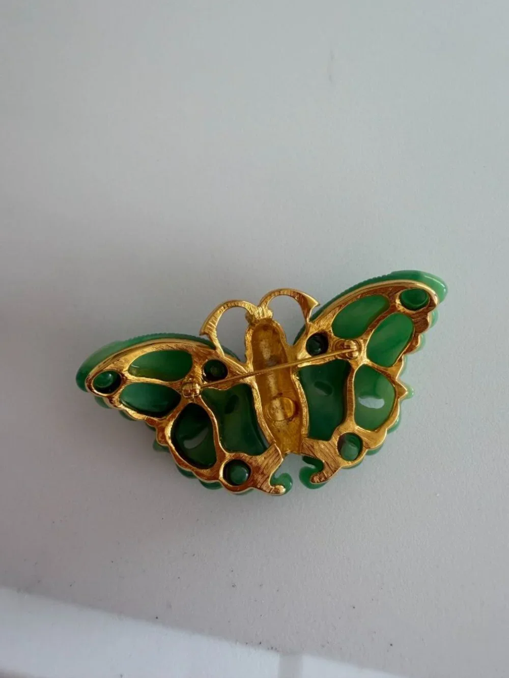 KENNETH JAY LANE Vintage Moth Resin Brooch Pin - Picture 6 of 8